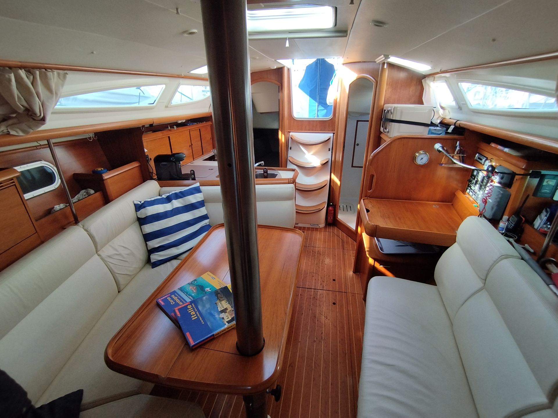 slider 6 Jeanneau Sun Odyssey 35 GTE